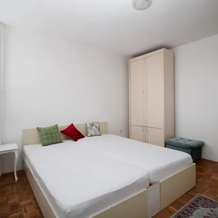 Nino Apartamento
